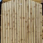 own-handmade-closeboard-rounded-top